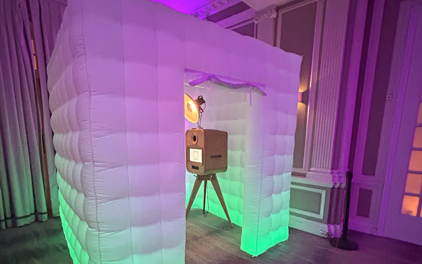 bubble photo booth hire